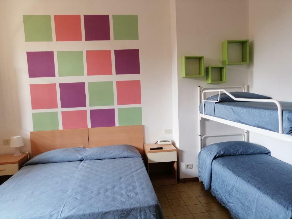 Albergo Ida Масса Экстерьер фото